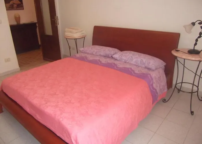 Frühstückspension Il Giardino Del Nespolo Alghero