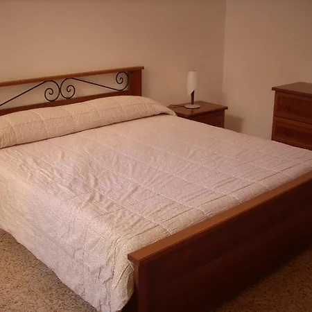 Bed & Breakfast Il Giardino Del Nespolo