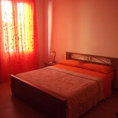 伊泽迪诺德尔尼帕洛酒店 阿尔盖罗